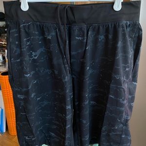 Lululemon THE shorts LINERLESS 9” inseam